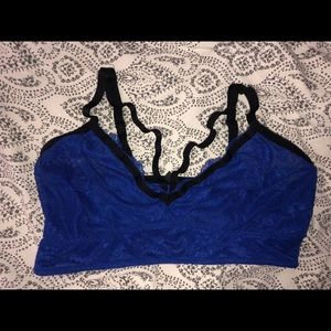 Blue lace bralett